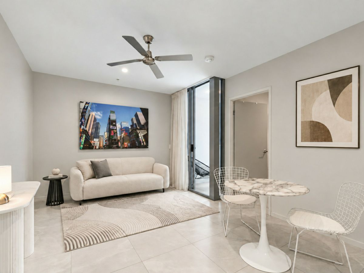 1405/127 Charlotte Street, Brisbane City - image 1