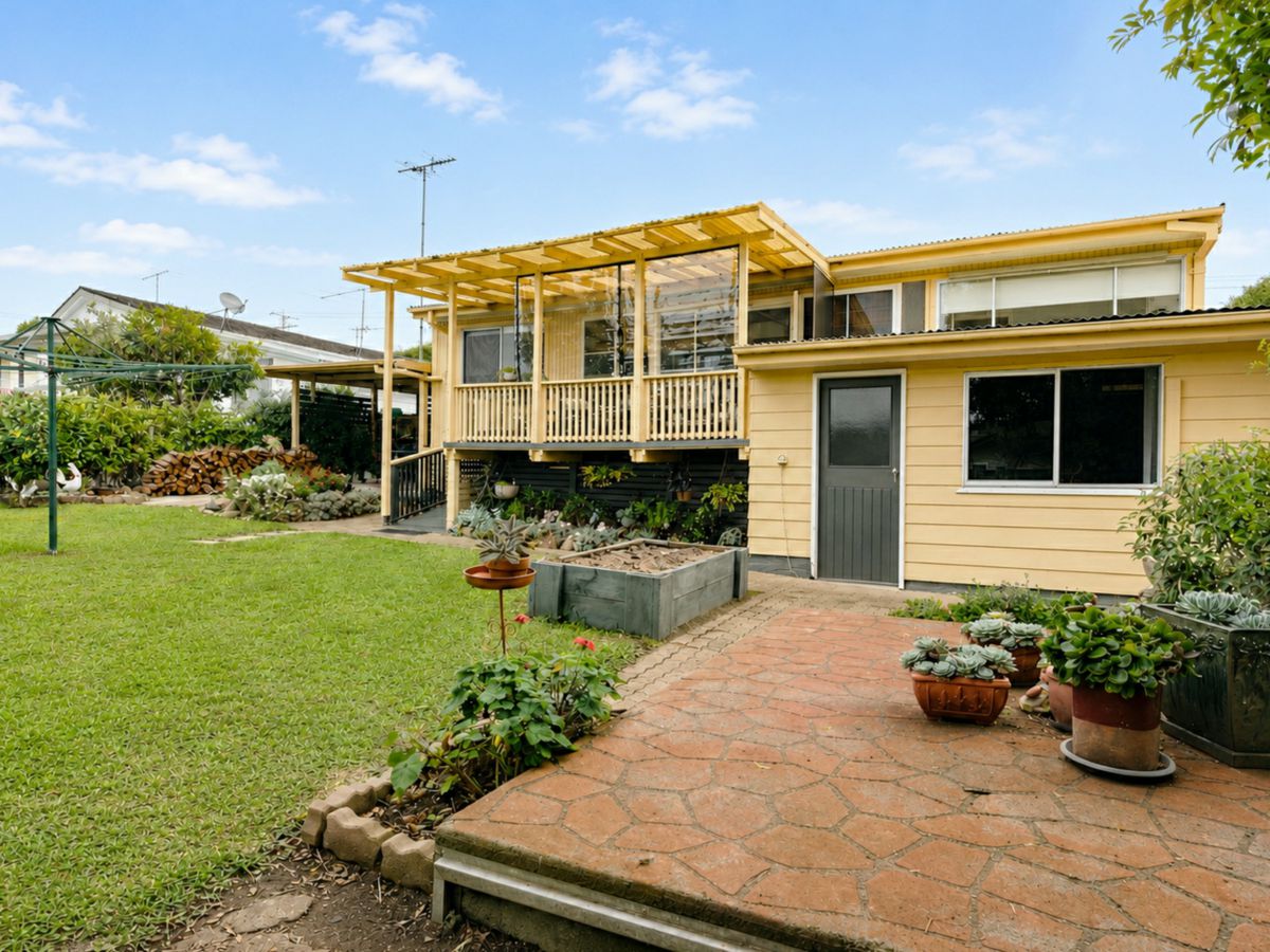 15 Frances Street, Gloucester - image 2