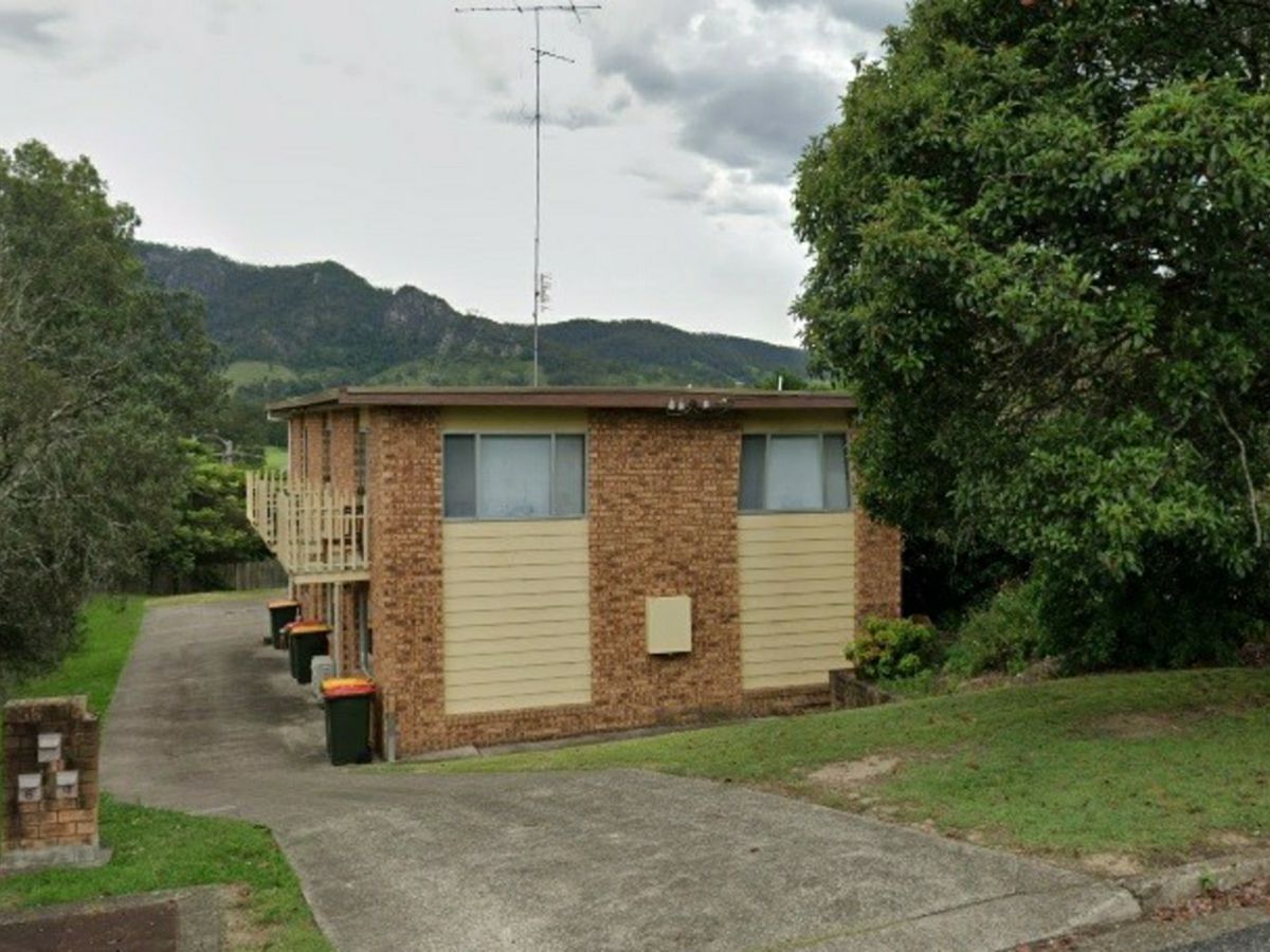 9/63 Barrington Street, Gloucester - image 2