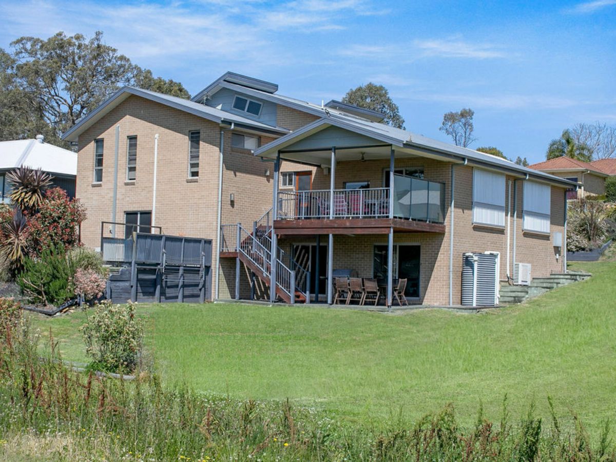 32 Henderson Street, Gloucester - image 2