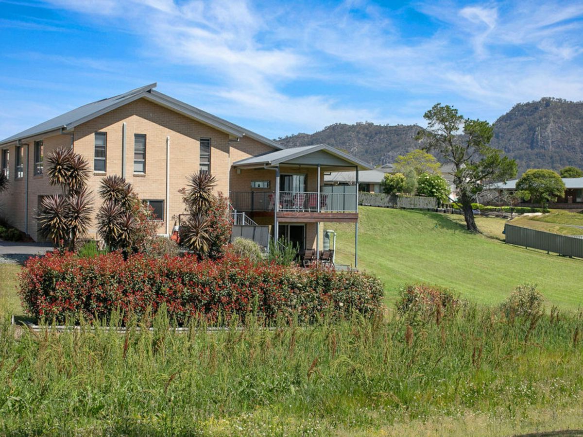 32 Henderson Street, Gloucester - image 3
