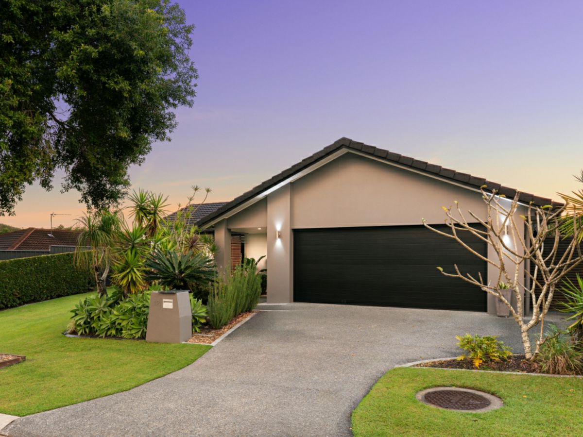 12 Antonson Crescent, Mudgeeraba - image 1