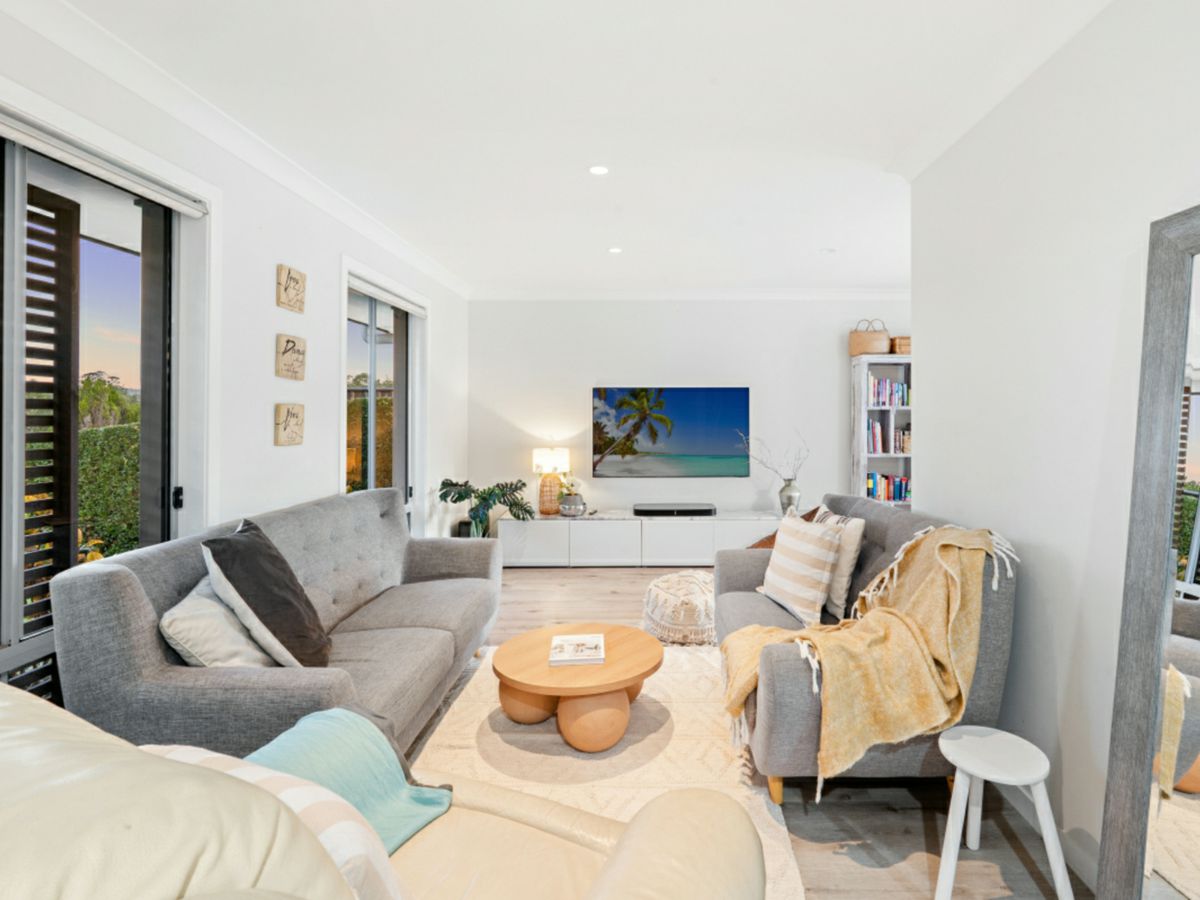 12 Antonson Crescent, Mudgeeraba - image 3