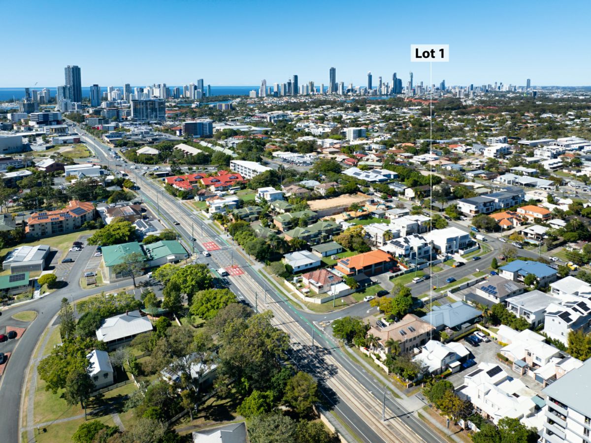 1 & 3/192 Queen Street, Southport - image 3
