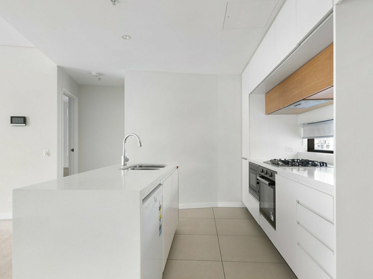 20809/37D Harbour Road, Hamilton - image 3