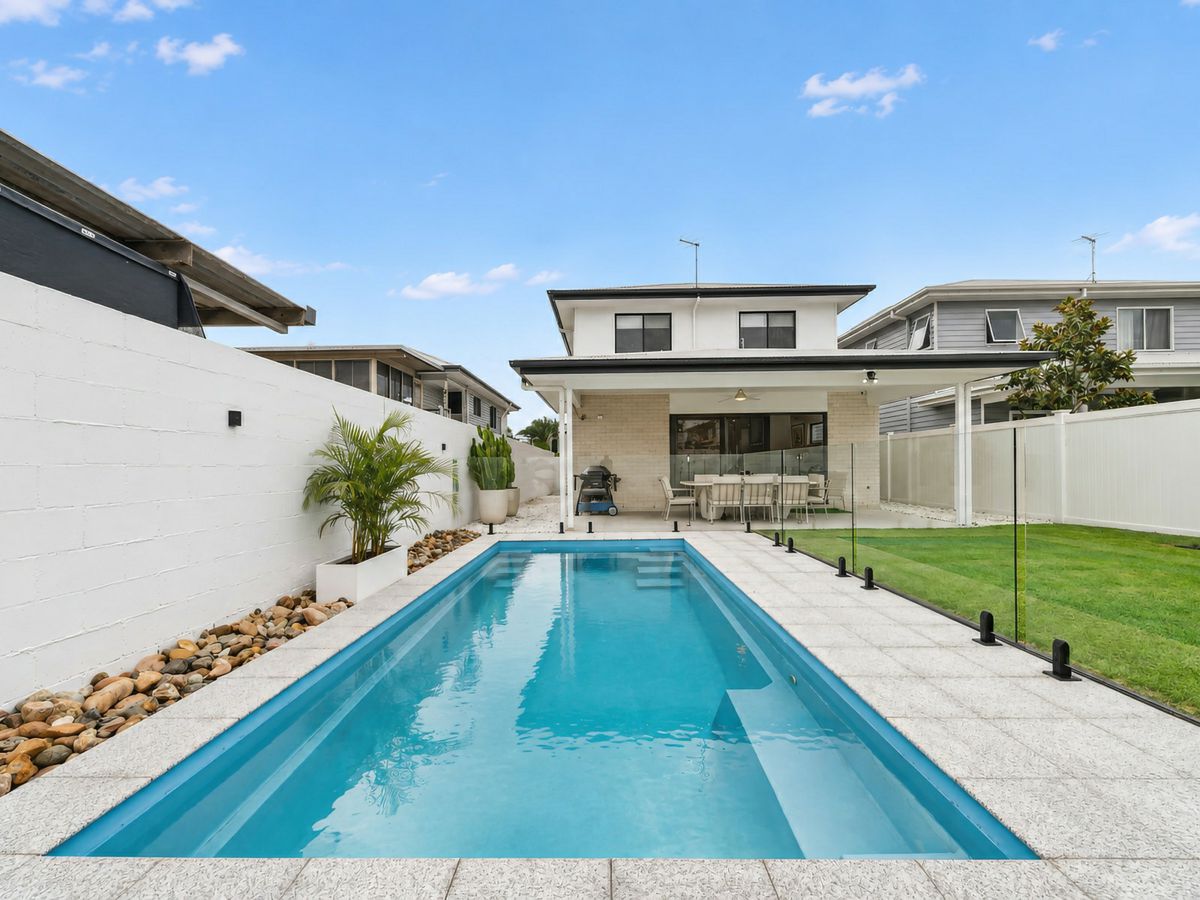 17 Crescent Way, Hendra - image 1