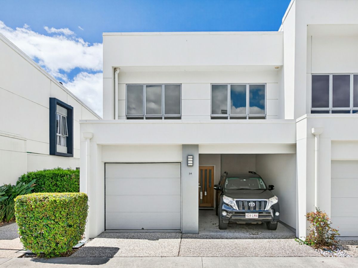 24/156 Marina Quays Boulevard, Hope Island - image 2