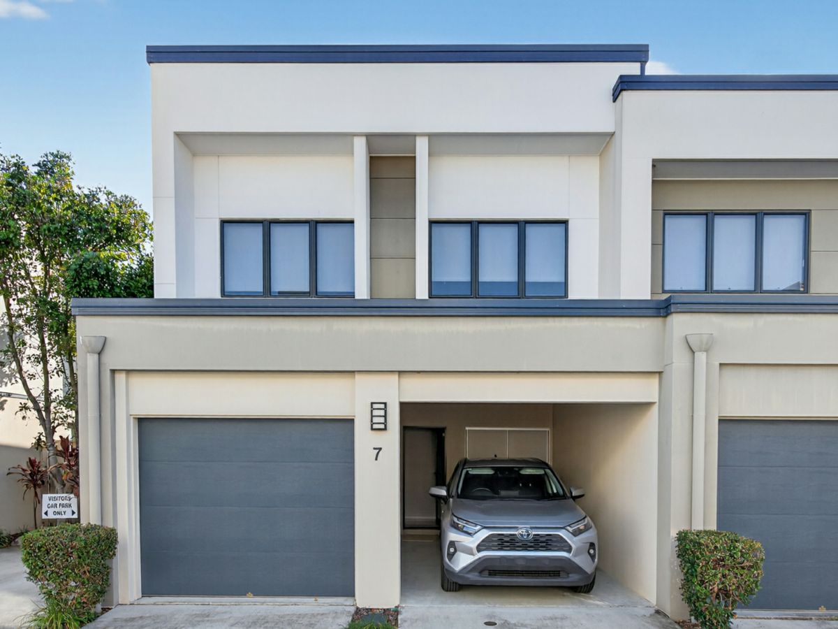 7/146 Marina Quays Boulevard, Hope Island - image 3