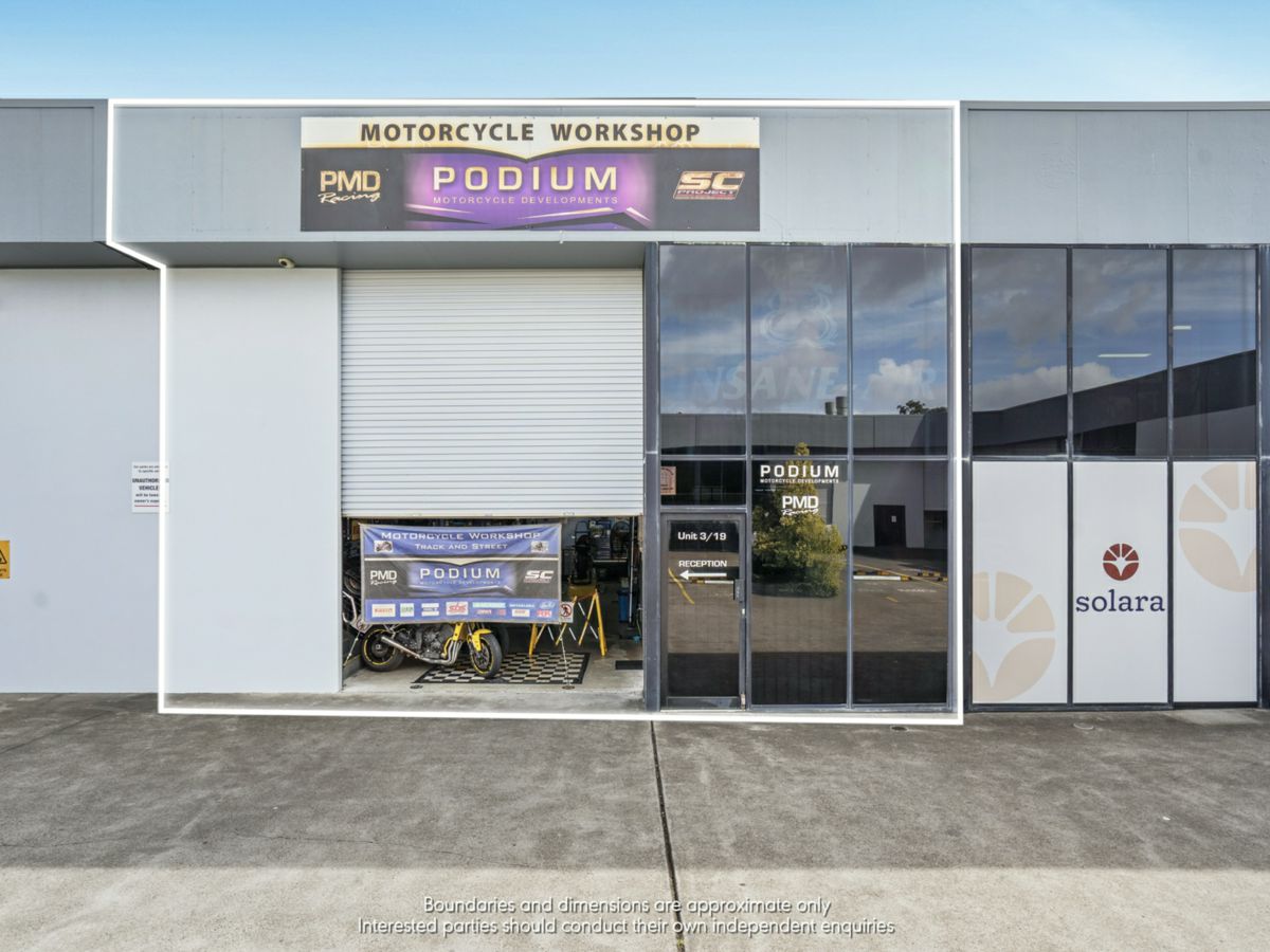 3/19 Lear Jet Drive, Caboolture - image 1