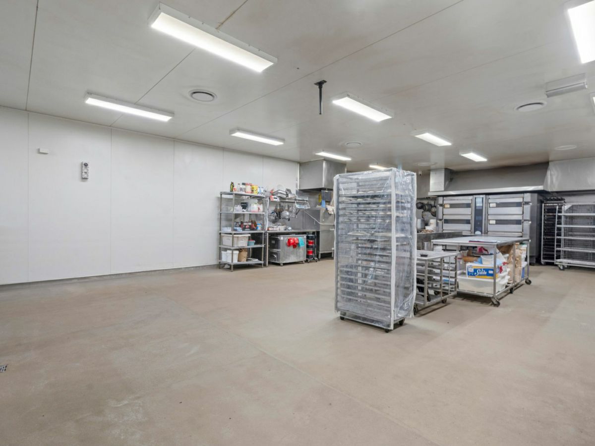 6/240 Leitchs Road, Brendale - image 3