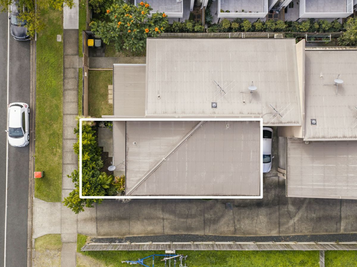 2/68 Kent Street, Beenleigh - image 2