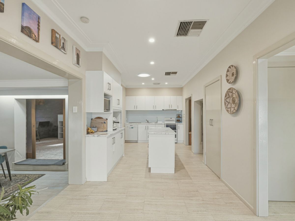 51 Holland Street, Tamworth - image 3