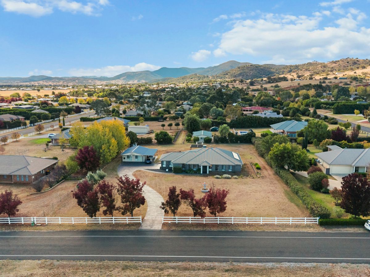 4 Sequoia Drive, Tamworth - image 2