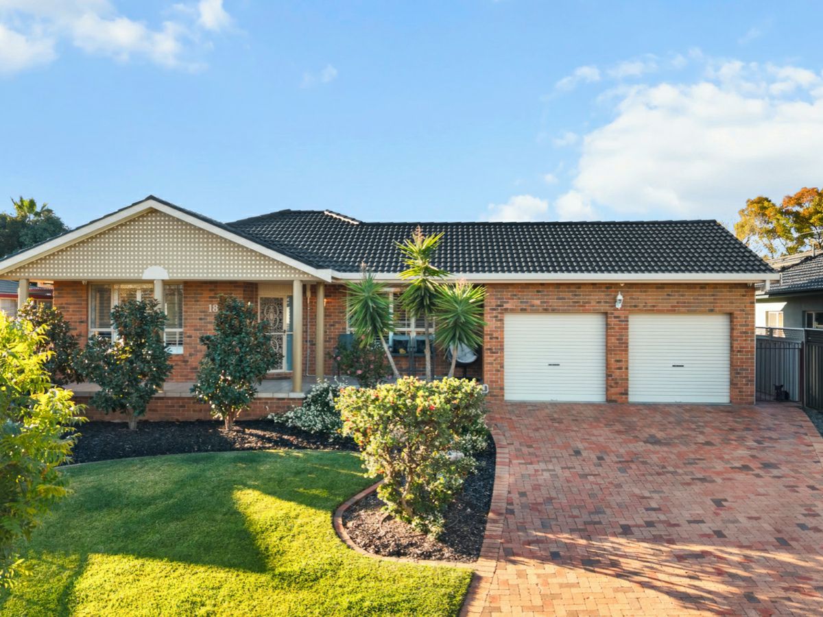 18 Overlanders Way, Tamworth - image 1