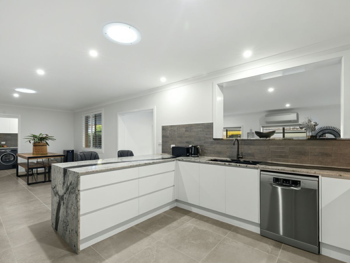 18 Overlanders Way, Tamworth - image 3