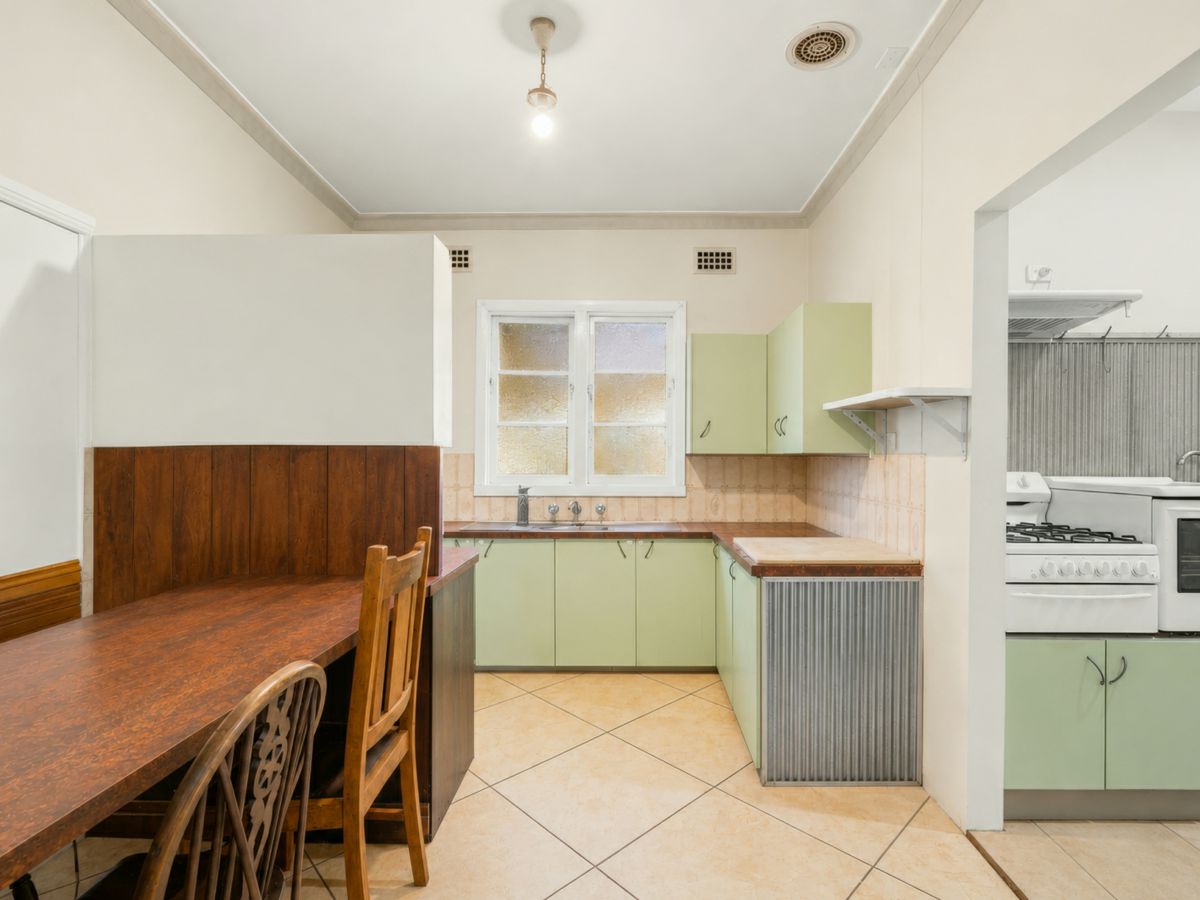 16 Elizabeth Street, Tamworth - image 2