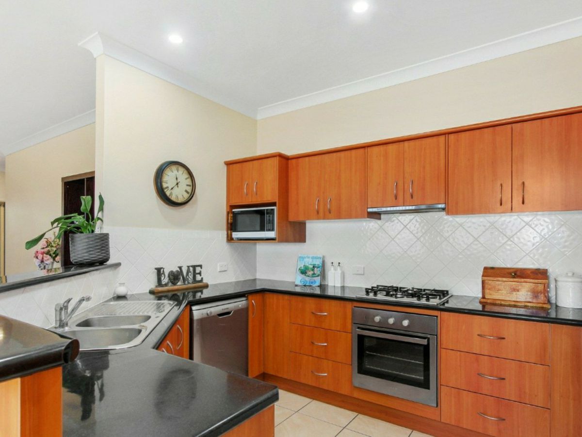 12 Conimbla Crescent, Tamworth - image 2