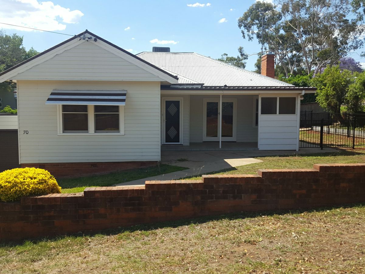 70 Hill Street, Tamworth - image 1