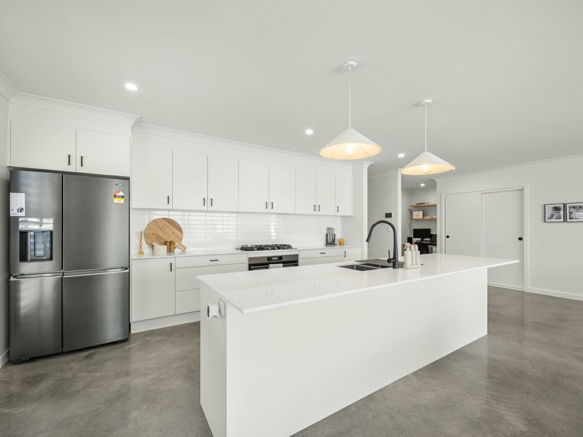 11 Alsace Place, Tamworth - image 3