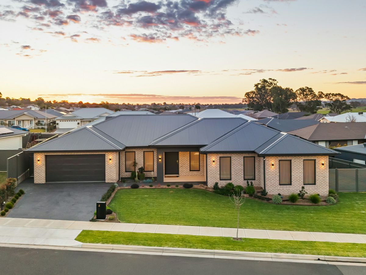 4 Brahman Way, Tamworth - image 1