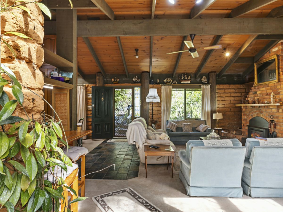 2 Woodland Drive, Merimbula - image 1