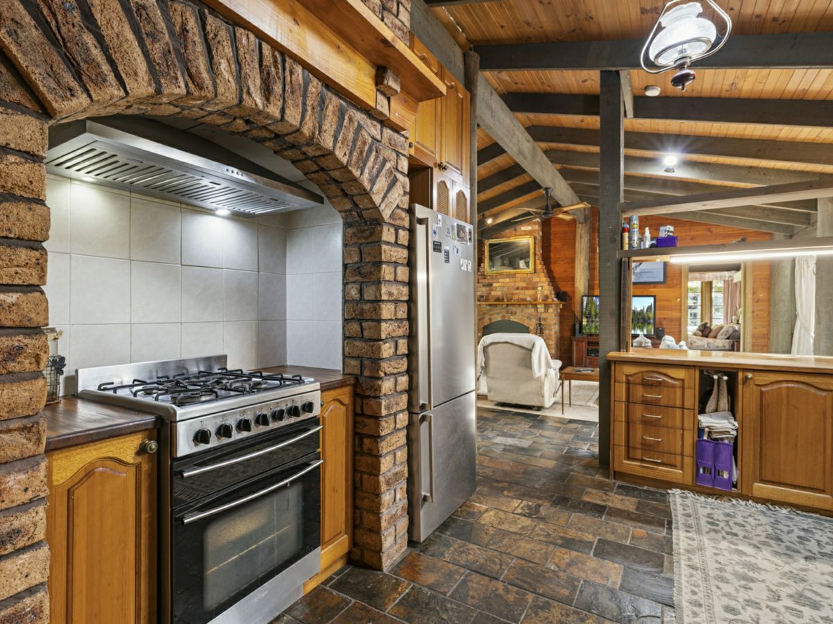 2 Woodland Drive, Merimbula - image 2