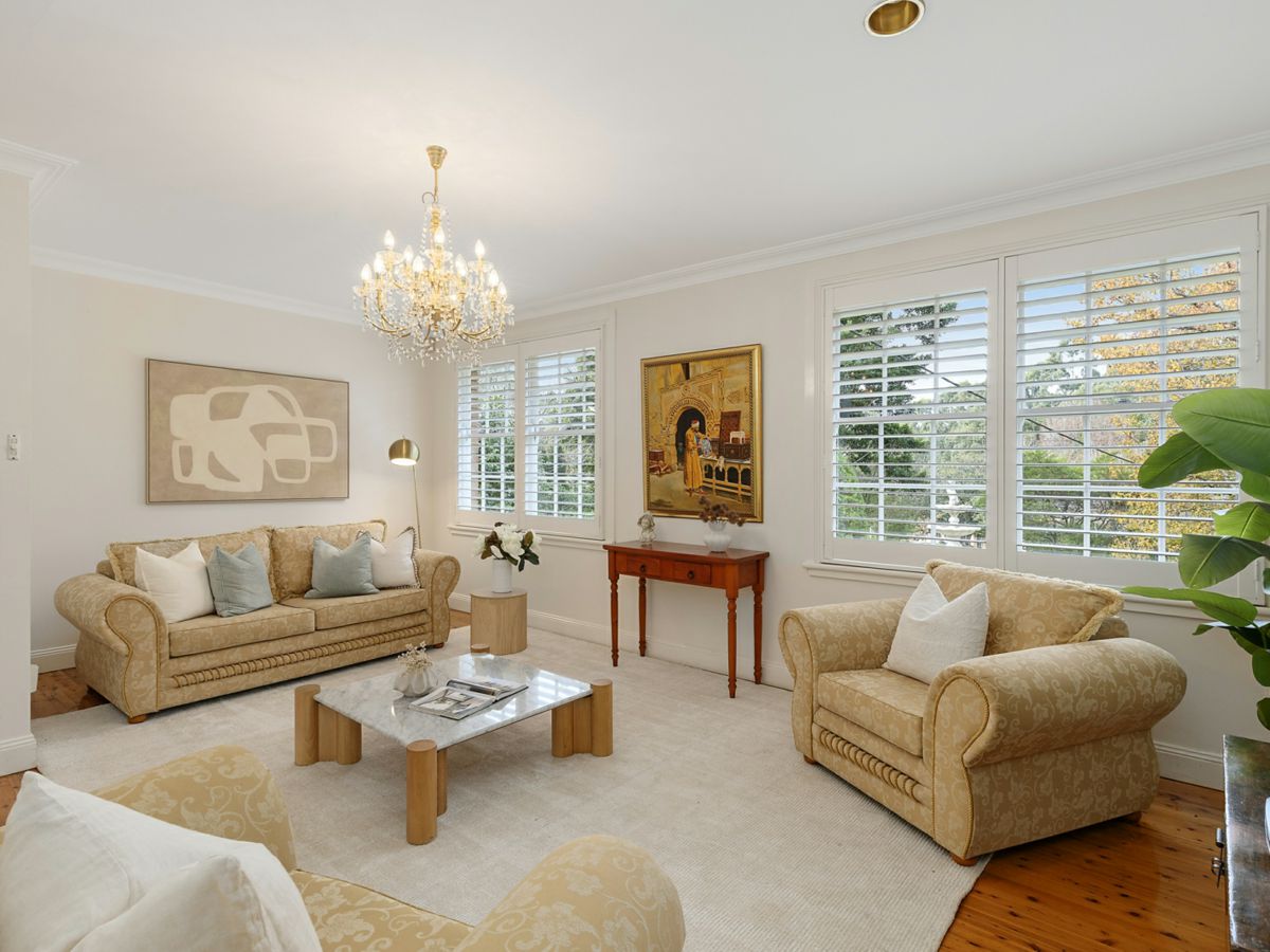 48 Lamorna Avenue, Beecroft - image 2