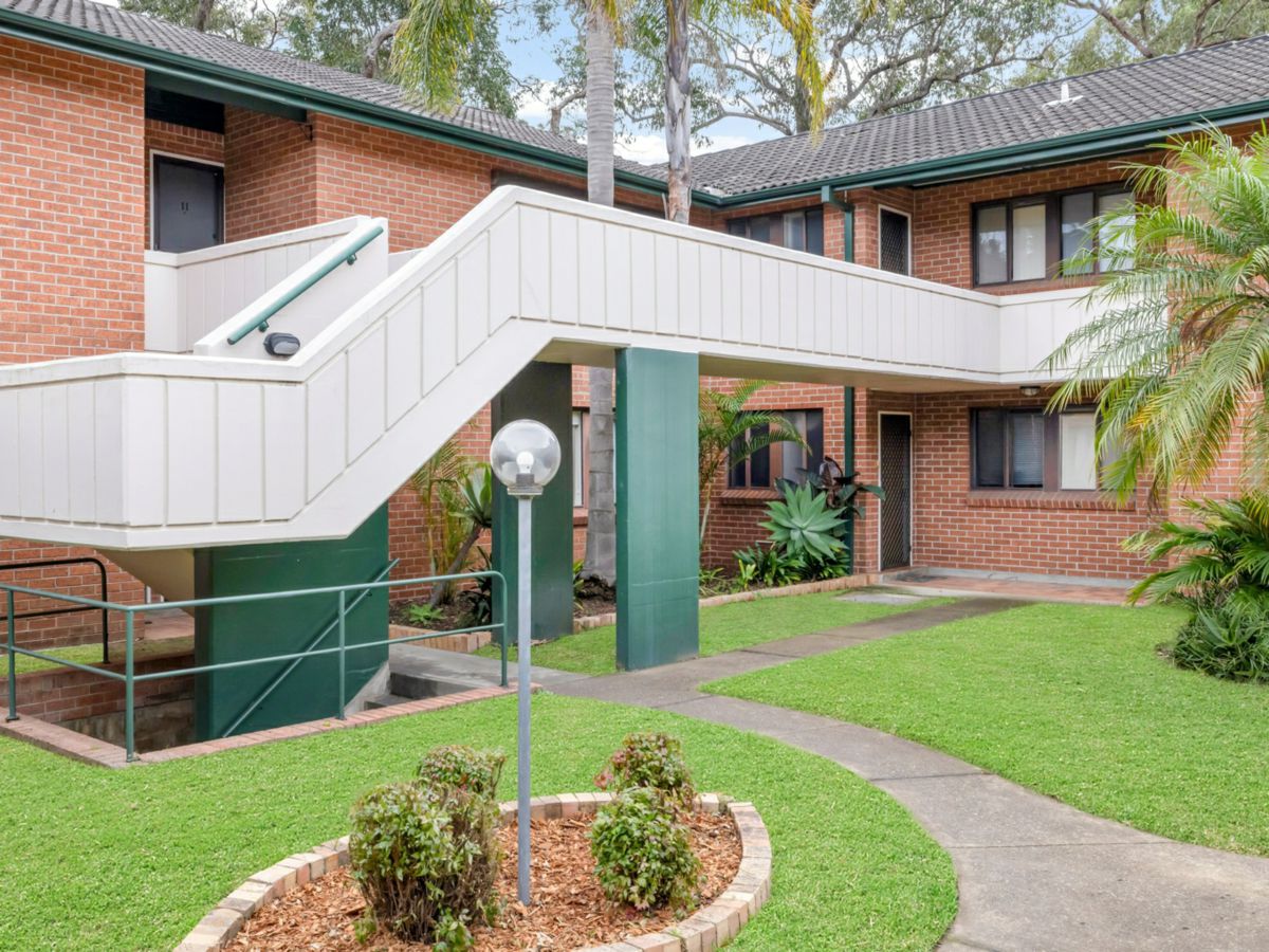 11/209 Waterloo Road, Marsfield - image 1
