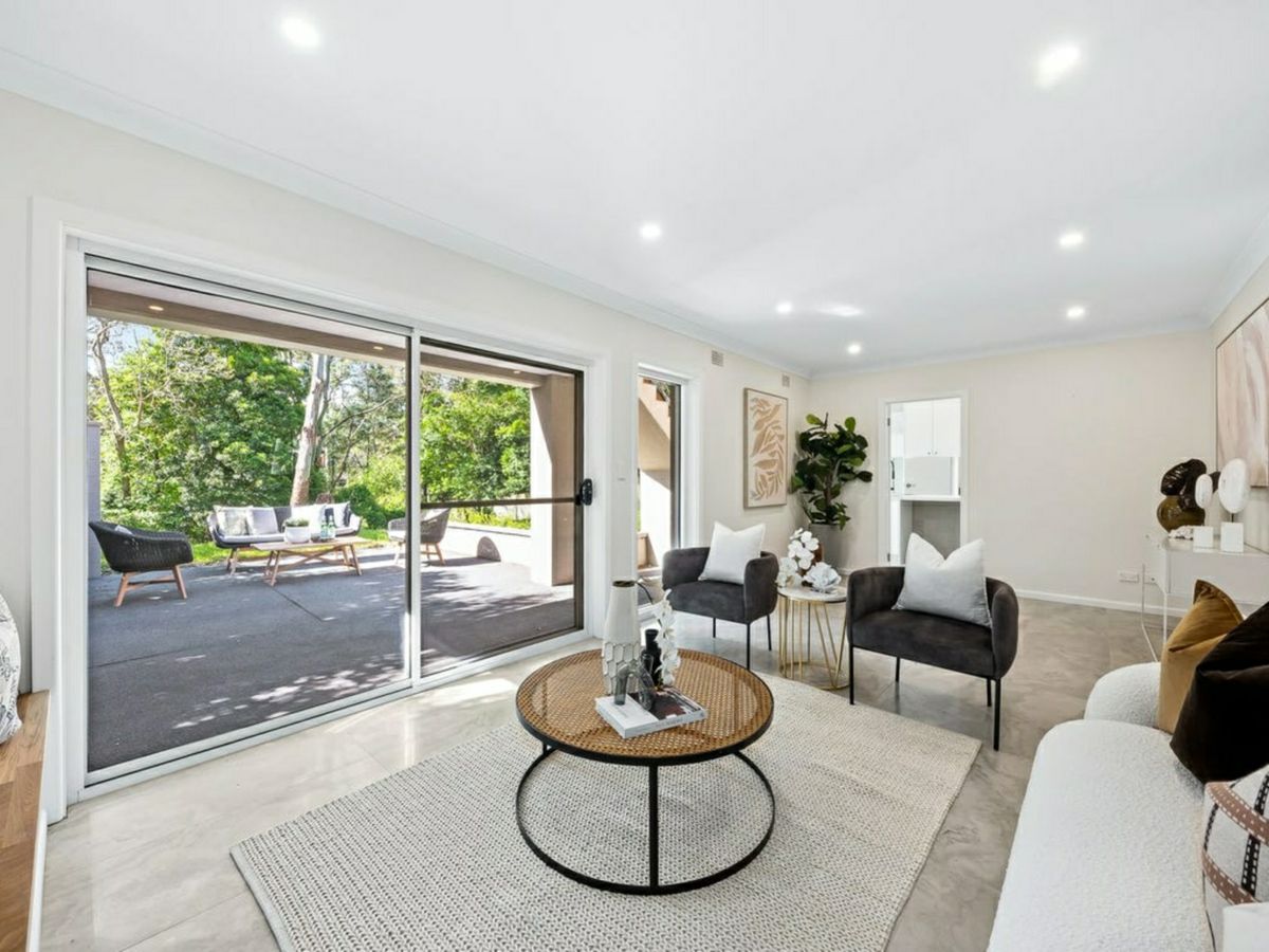 71 Lamorna Avenue, Beecroft - image 2