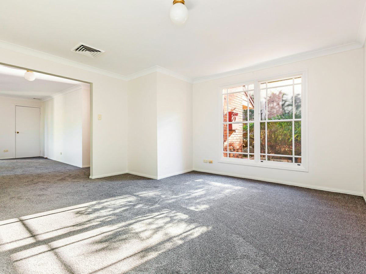 4/16 Blackwood Close, Beecroft - image 2