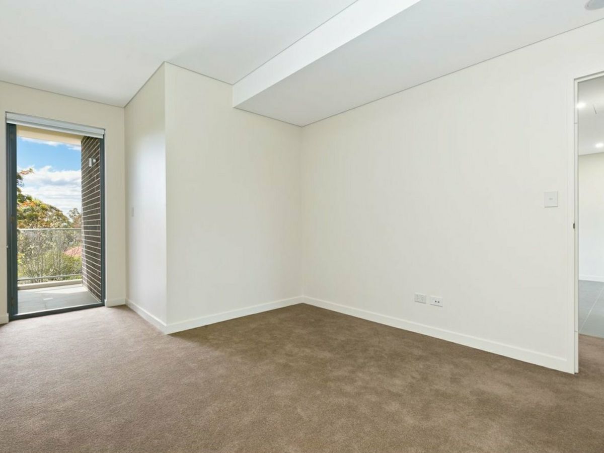 67/11 Woniora Avenue, Wahroonga - image 3