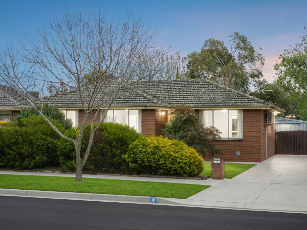 4 Spring Drive, Hoppers Crossing - image 1
