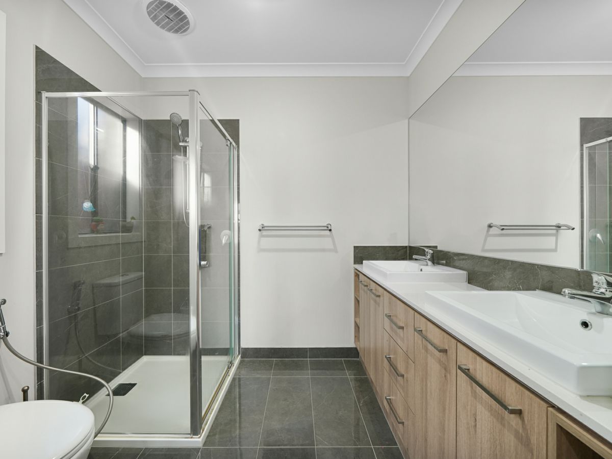 14 Julep Street, Manor Lakes - image 3