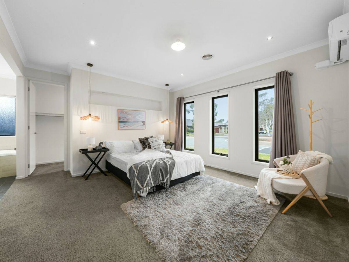 2 Mchaffie Terrace, Manor Lakes - image 2