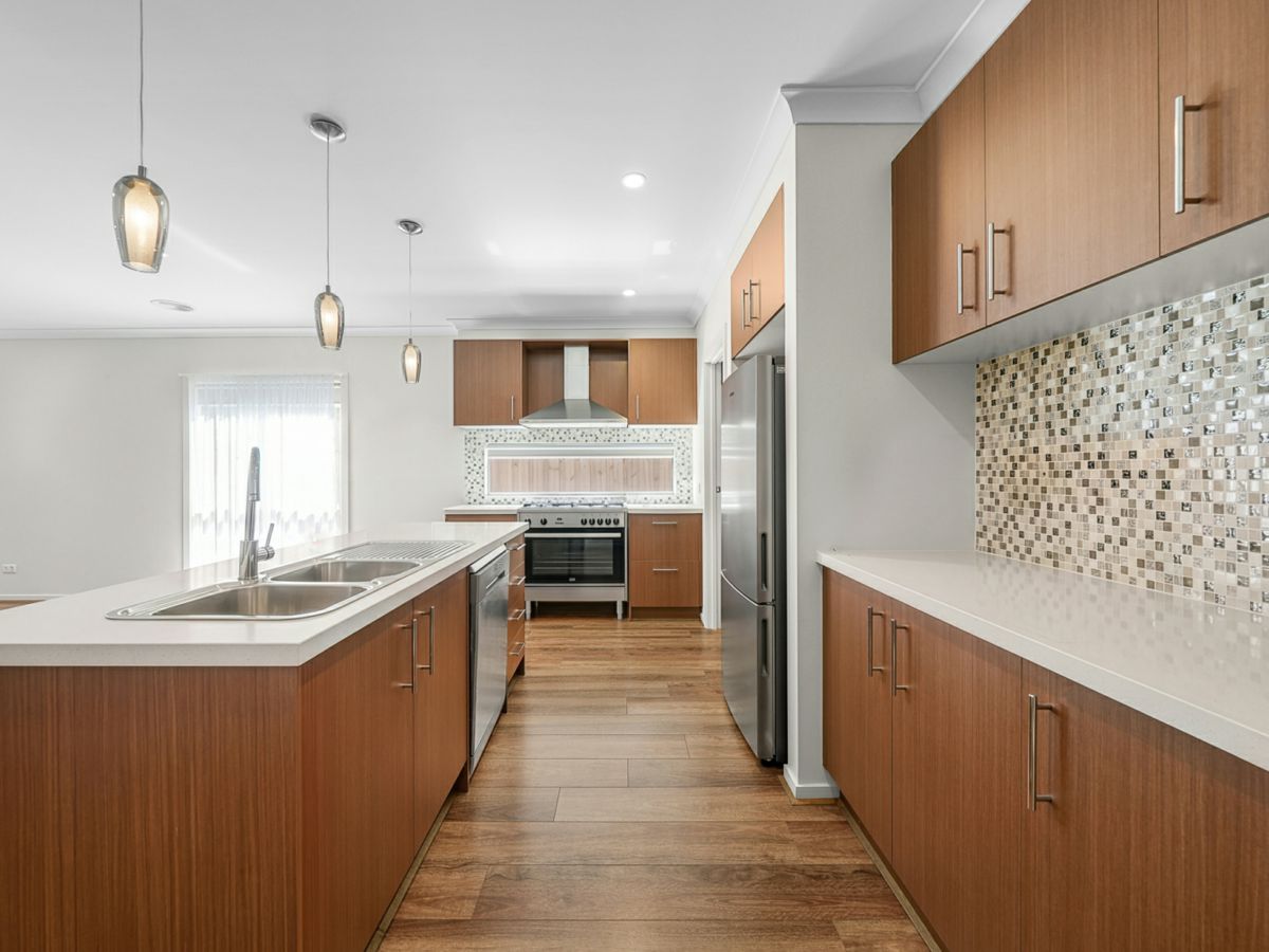 19 Malt Drive, Manor Lakes - image 3