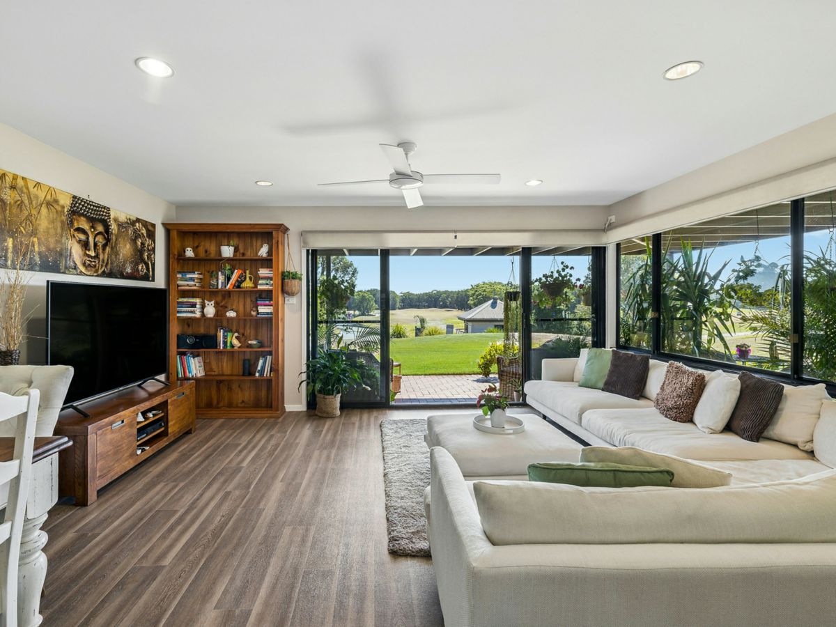 112/35 Horizons Drive, Salamander Bay - image 2