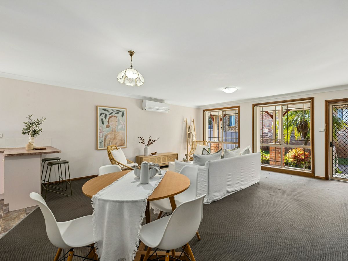 3/22 Windward Close, Corlette - image 1