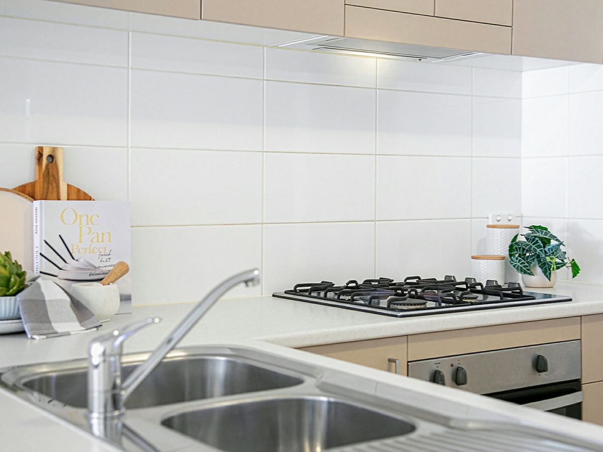 113 Ingleburn Gardens Drive, Bardia - image 3