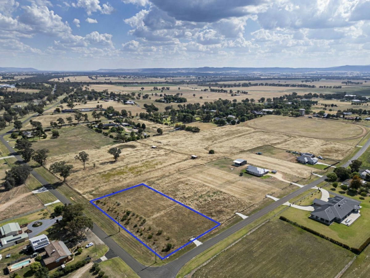 3 Calare Street, Cowra - image 3