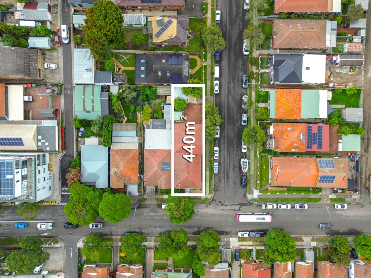 33 Wonga Street, Canterbury - image 3