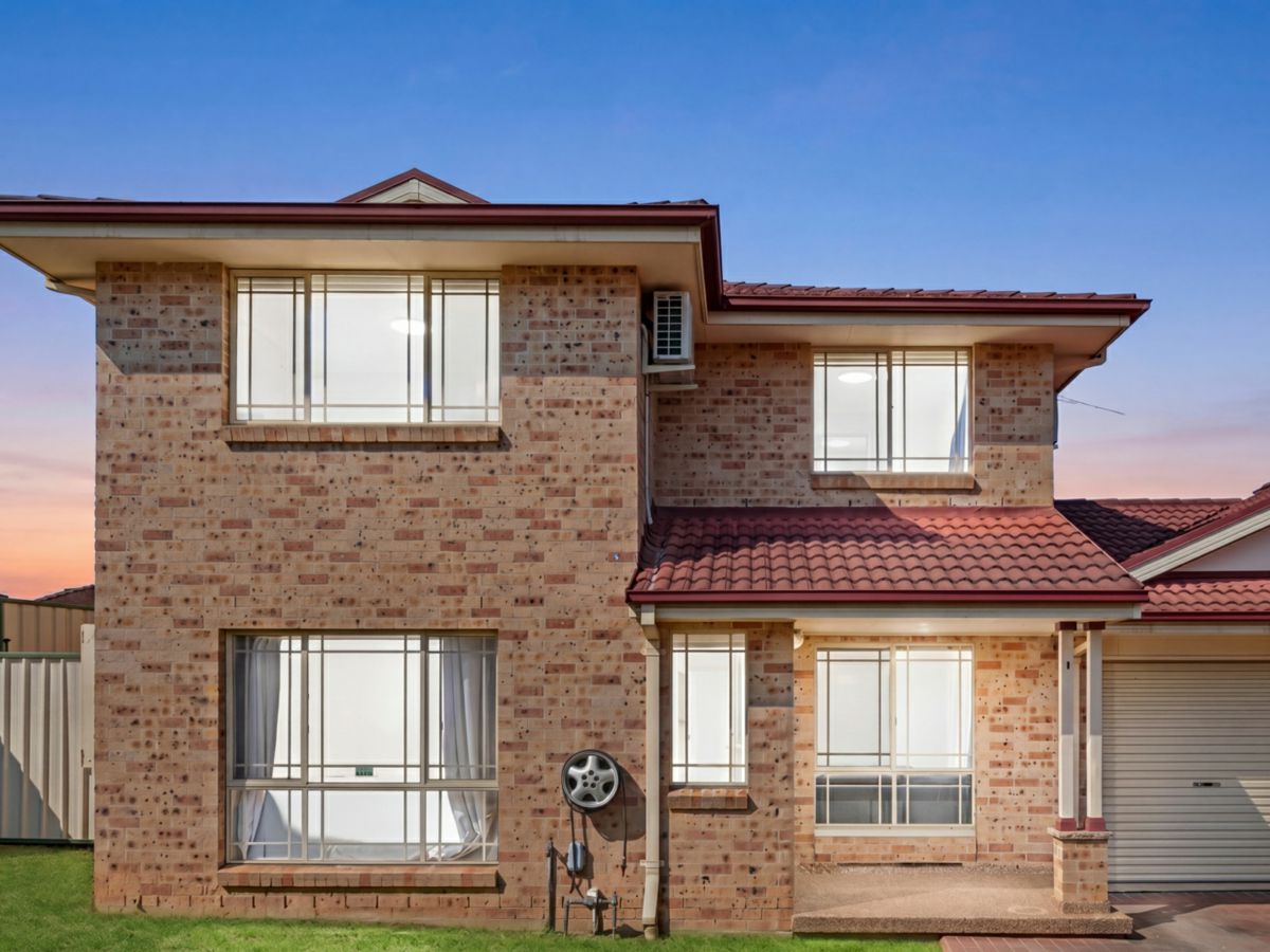 Bossley Park - image 1
