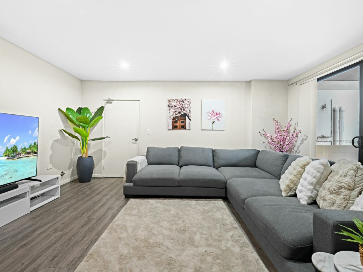 2/417 Hume Highway, Yagoona - image 2