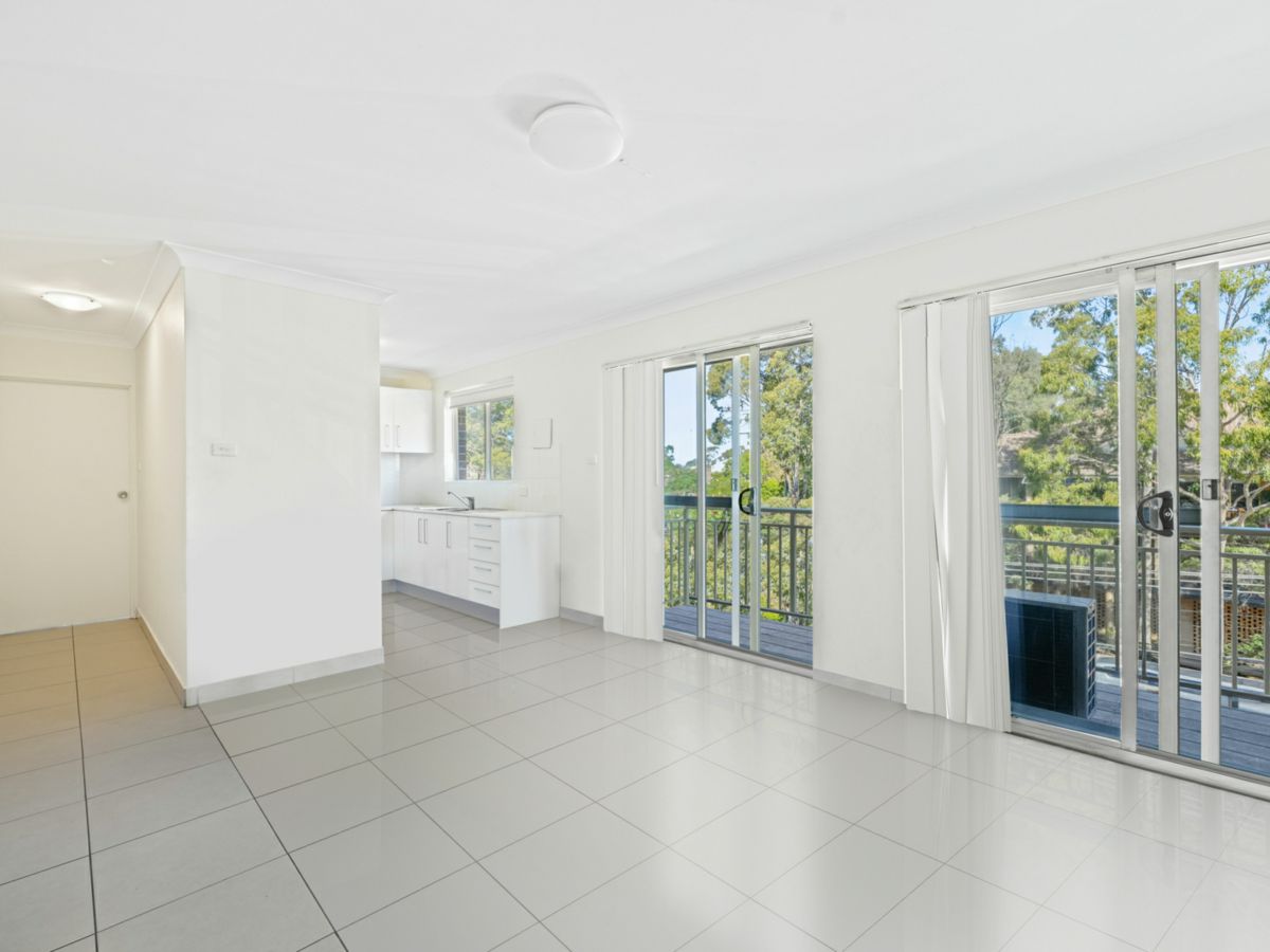 17 Oxford Street, Merrylands - image 3