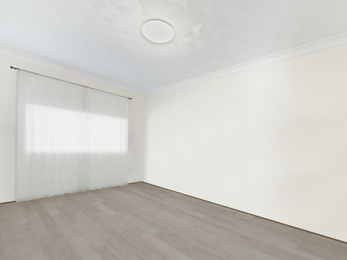 80 The Esplanade, Guildford - image 3