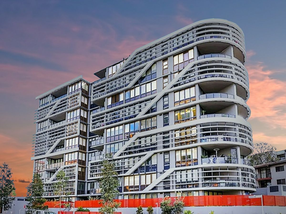 502/6 Cross Street, Bankstown - image 1