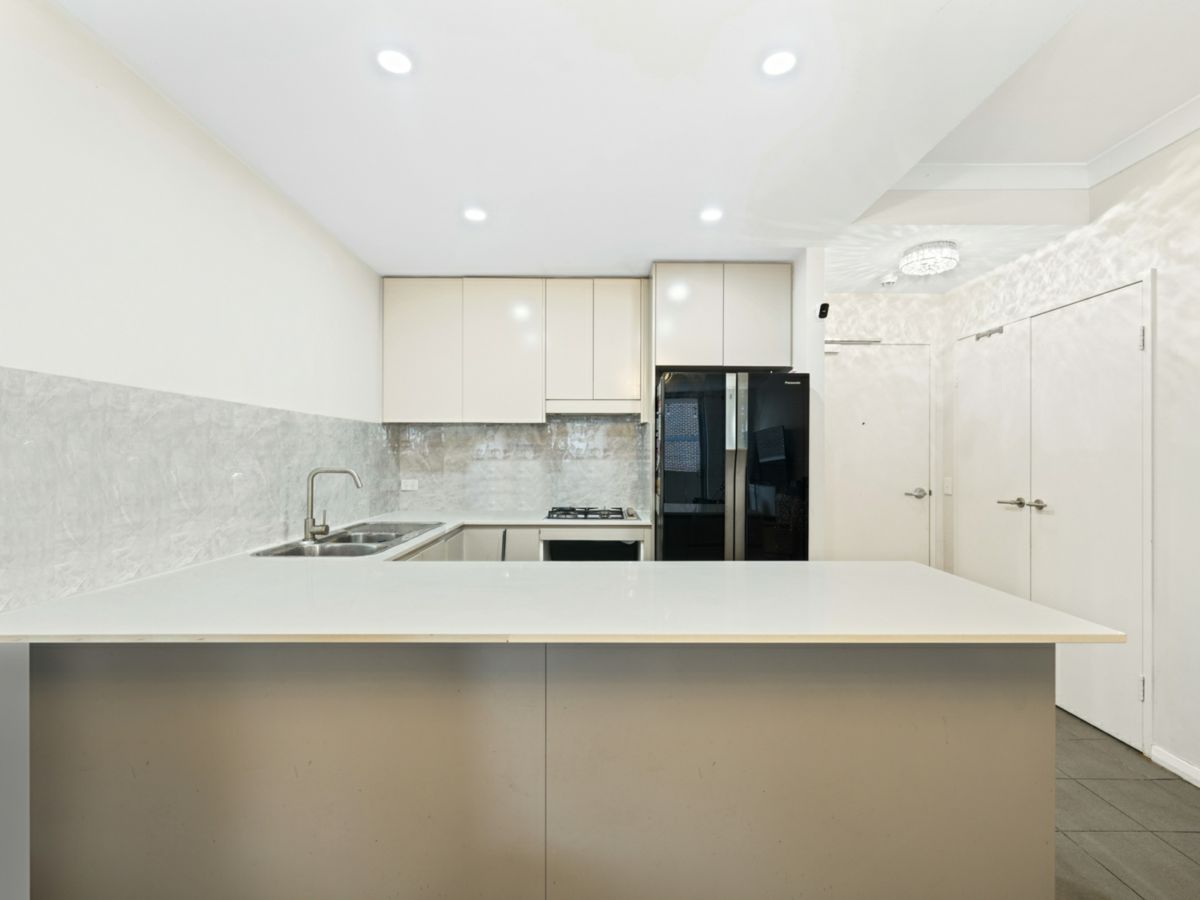 89/1 Broadway, Punchbowl - image 2