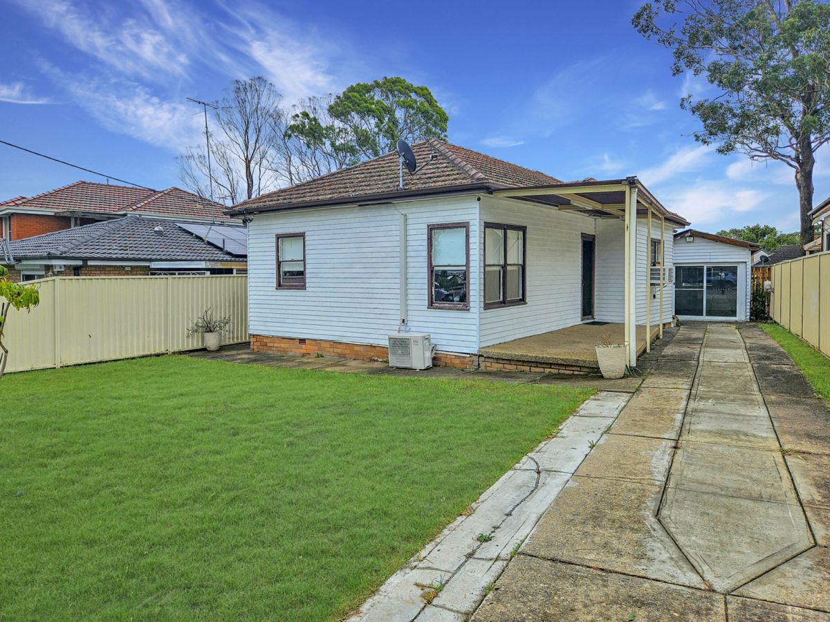 6 Birdwood Road, Georges Hall - image 1