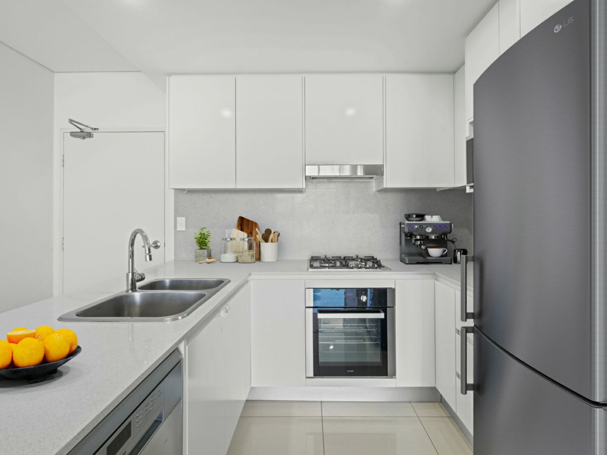 402/3 Palomar Parade, Yagoona - image 2