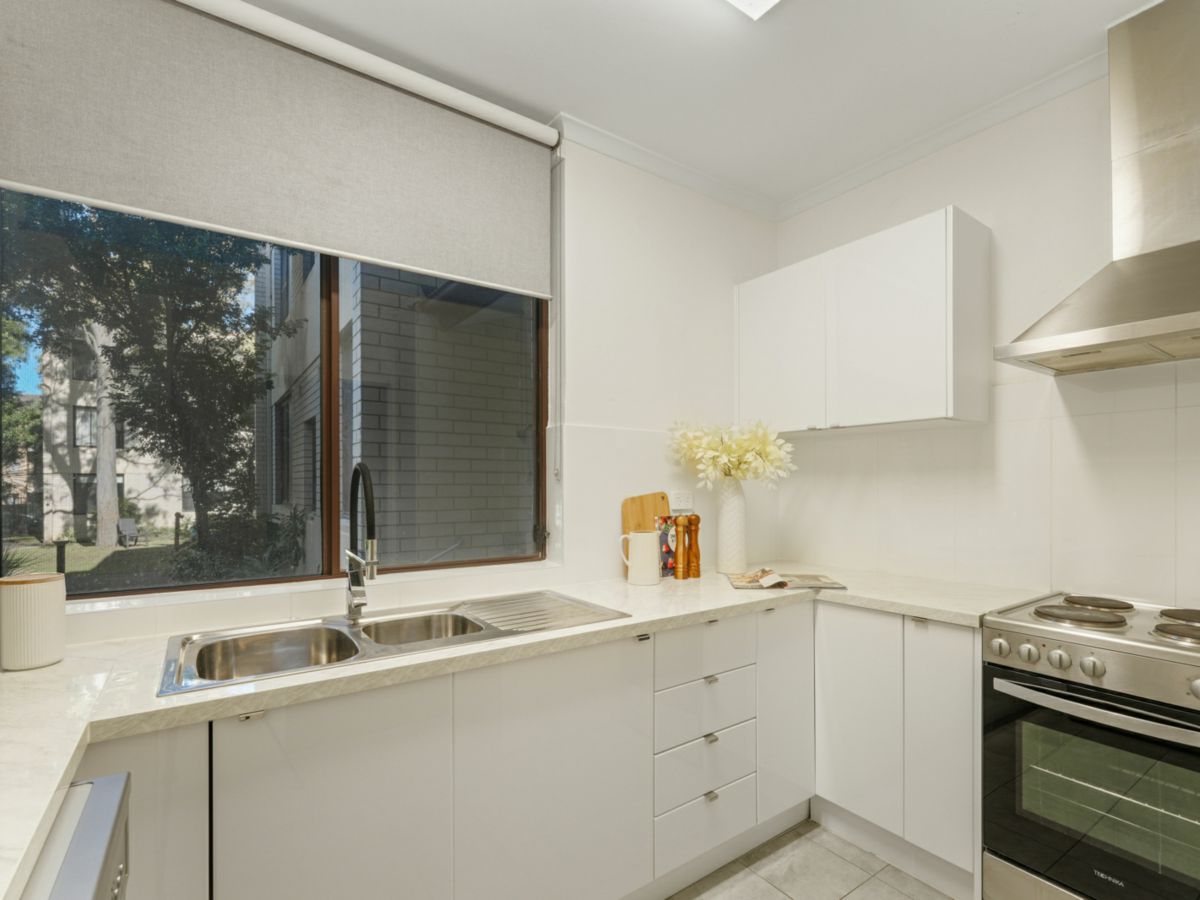 3/159 Chapel Road, Bankstown - image 3