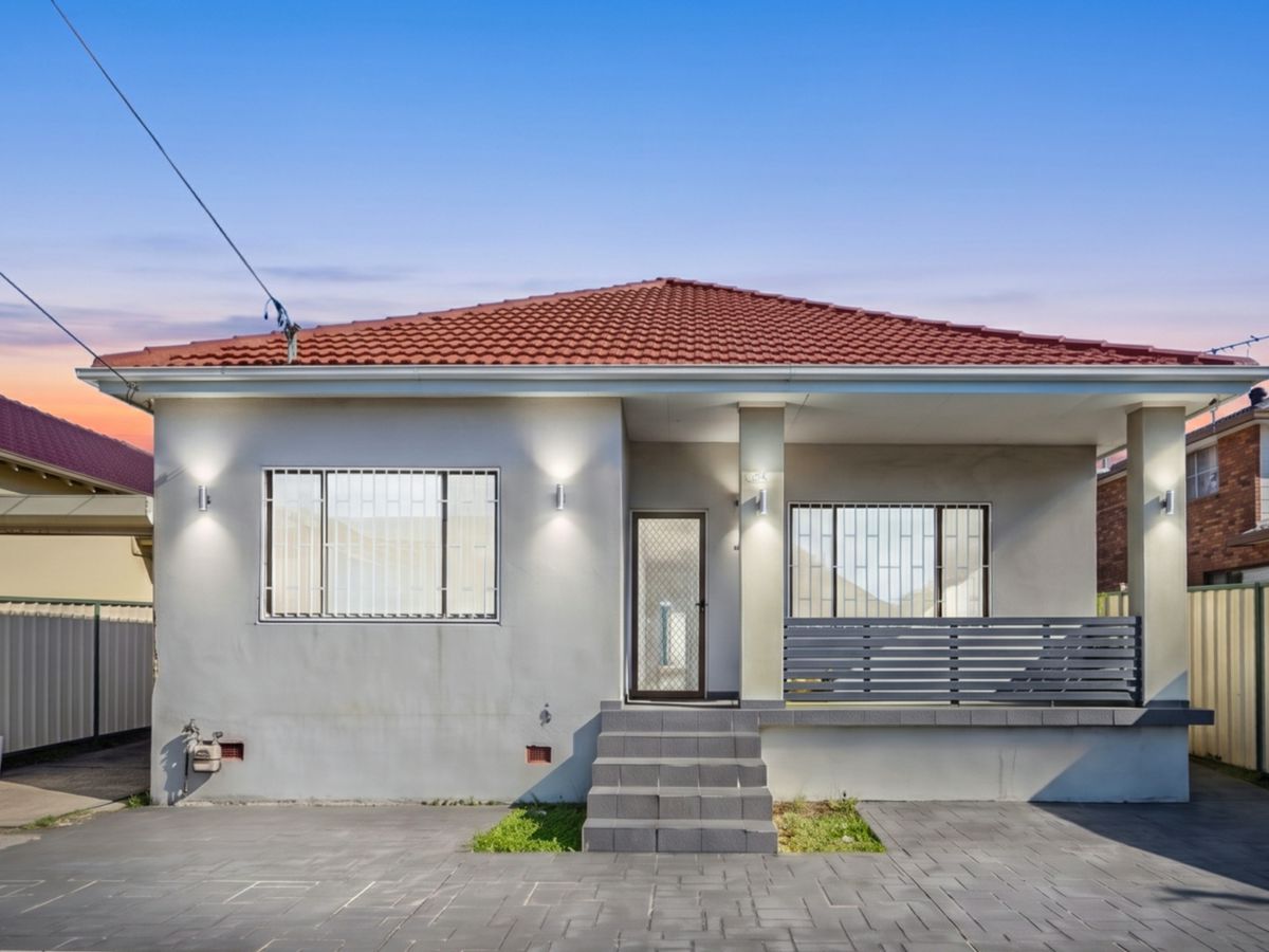 25 Oxford Avenue, Bankstown - image 1